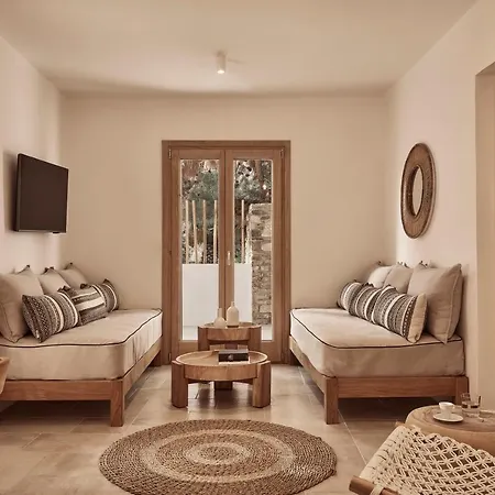 Dionysos Seaside Ios Mylopotas