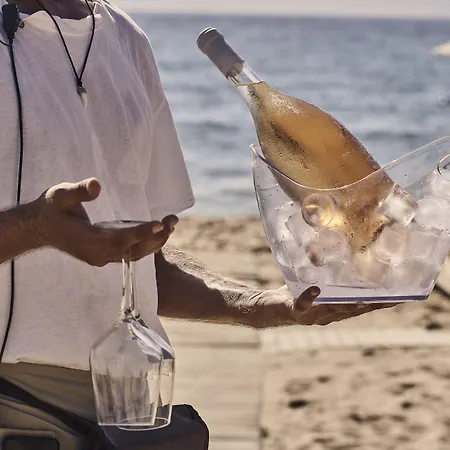 Dionysos Seaside Ios Mylopotas