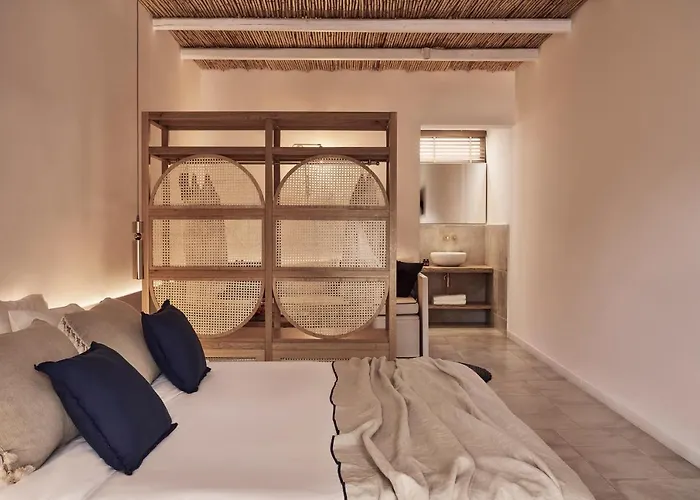 Dionysos Seaside Ios 4*