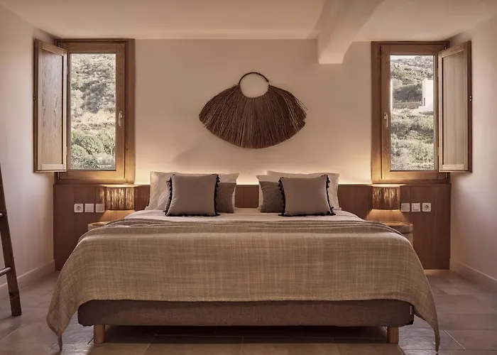 Dionysos Seaside Ios