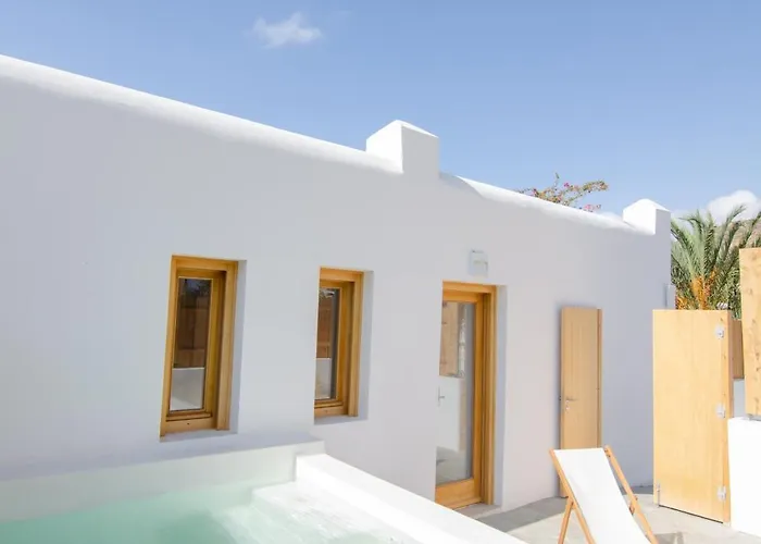 Dionysos Seaside Ios 4*