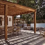 Hotell Dionysos Seaside Ios