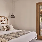 Dionysos Seaside Ios Hotell Mylopotas