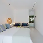Dionysos Seaside Ios Hotel 4*