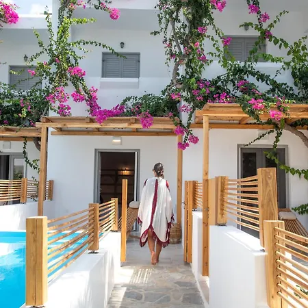 Dionysos Seaside Ios Hotell 4*