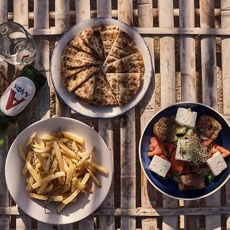 Dionysos Seaside Ios 4* Милопотас