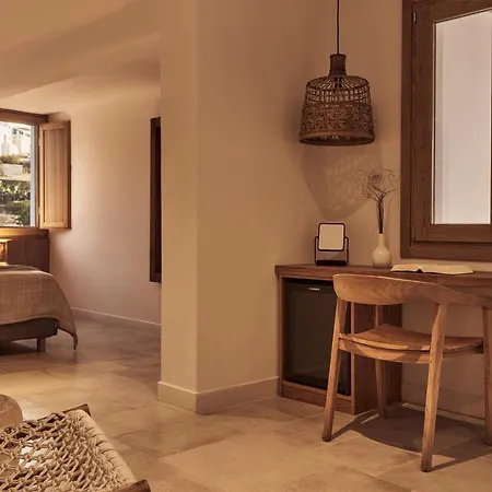 Dionysos Seaside Ios