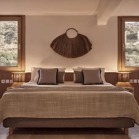 Dionysos Seaside Ios