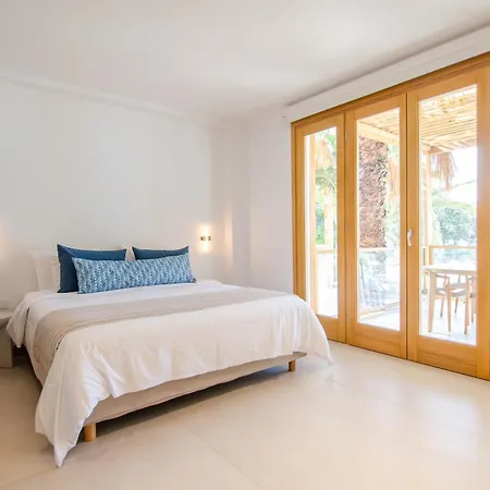 Dionysos Seaside Ios Hotel 4*