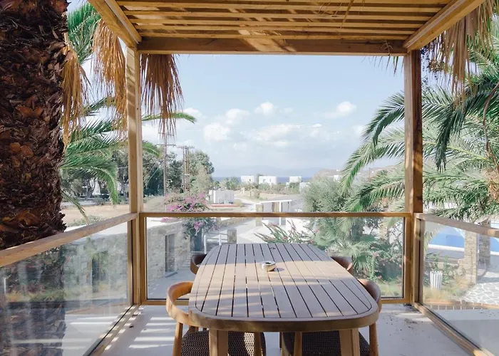 Dionysos Seaside Ios Μυλοπότας