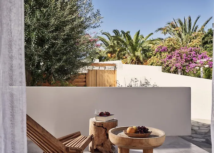 Dionysos Seaside Ios