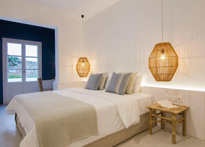 Dionysos Seaside Ios Μυλοπότας